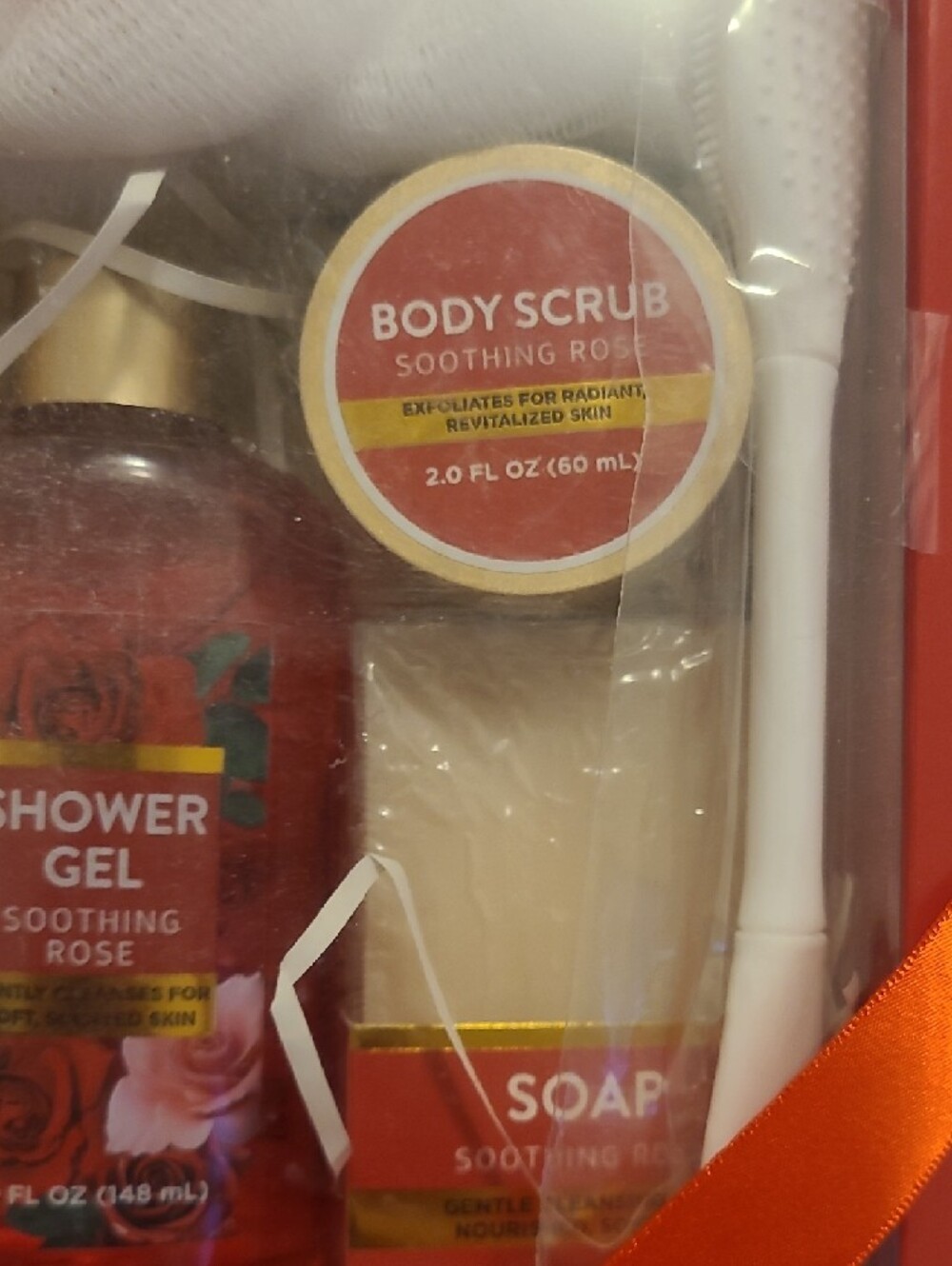 Soothing Rose Body Wash & Care Set - White and Gold - Picture 4 of 6